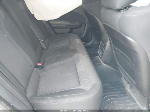 2C3CDXBG6KH670806 Dodge Charger Sxt Rwd