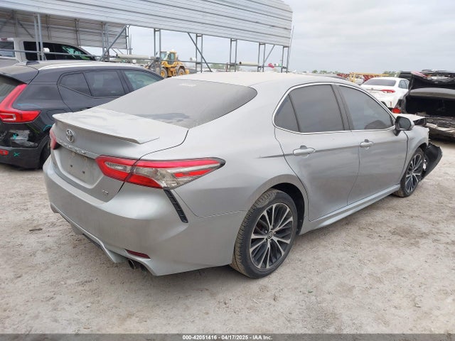 4T1B11HK1JU157270 Toyota CAMRY SE
