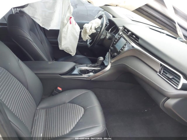 4T1B11HK1JU157270 Toyota CAMRY SE