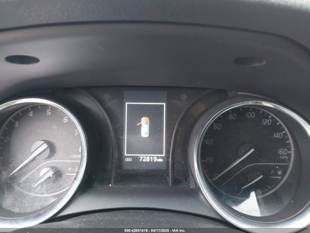 4T1B11HK1JU157270 Toyota CAMRY SE