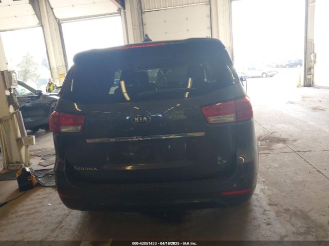 KNDMB5C17G6165290 KIA SEDONA LX