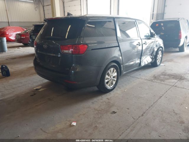 KNDMB5C17G6165290 KIA SEDONA LX