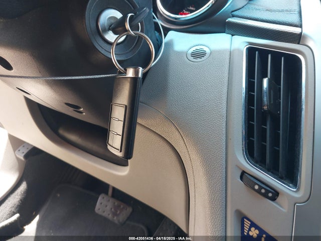 2012 CADILLAC CTS 1G6DA5E56C0124667 Photo 10