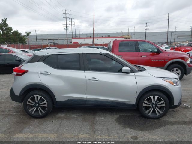 3N1CP5CU1KL535075 Nissan KICKS SV