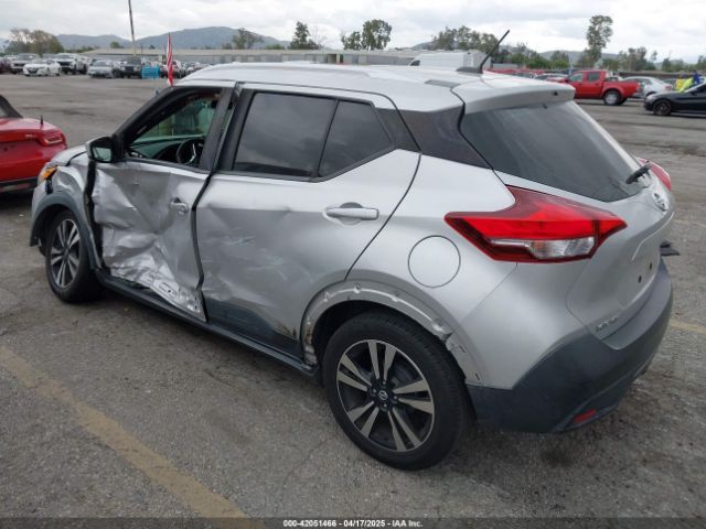 3N1CP5CU1KL535075 Nissan KICKS SV