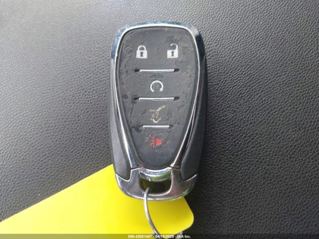 2GNAXUEV5K6205312 Chevrolet EQUINOX LT