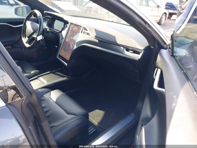 2017 TESLA MODEL S 5YJSA1E49HF189008 Photo 4