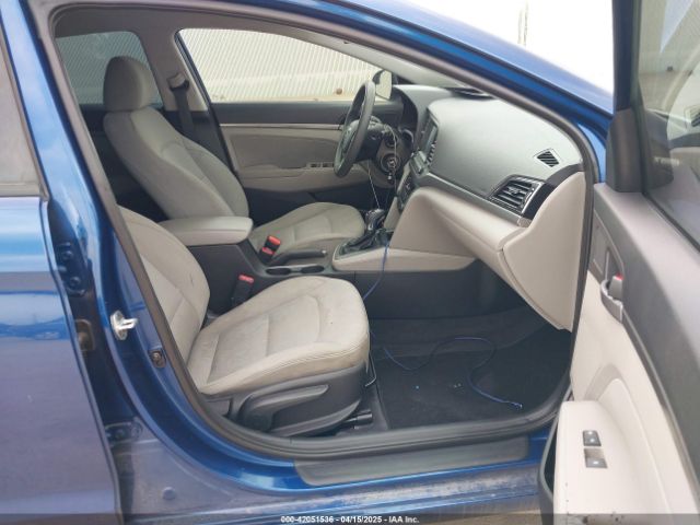 5NPD84LF8HH034395 Hyundai ELANTRA SE