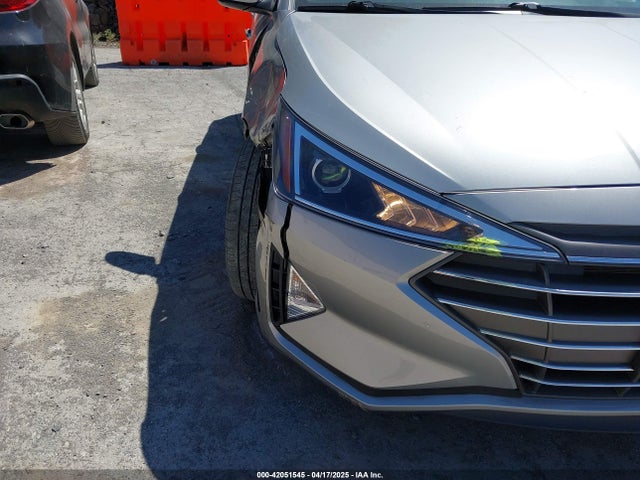 5NPD84LF8LH585046 Hyundai Elantra Value Edition