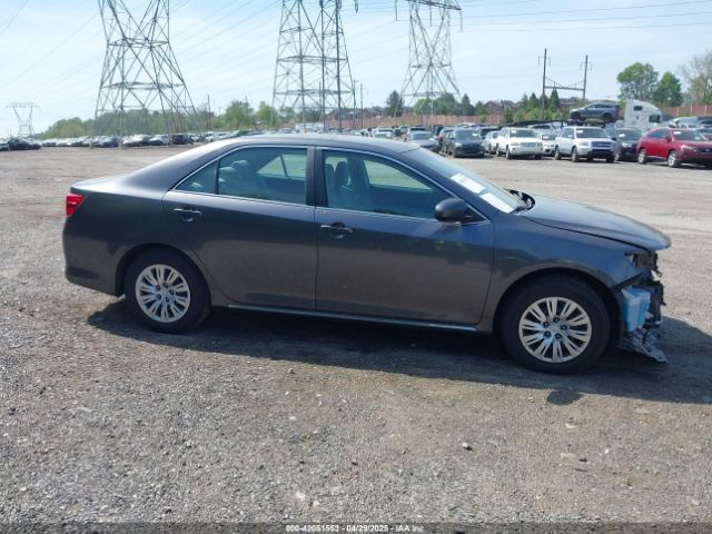 4T4BF1FKXER404026 Toyota CAMRY LE