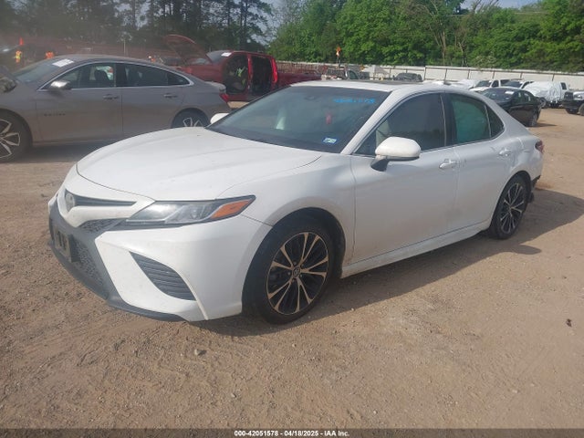 4T1B11HKXJU500545 Toyota CAMRY SE