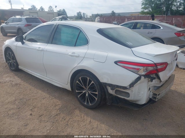 4T1B11HKXJU500545 Toyota CAMRY SE