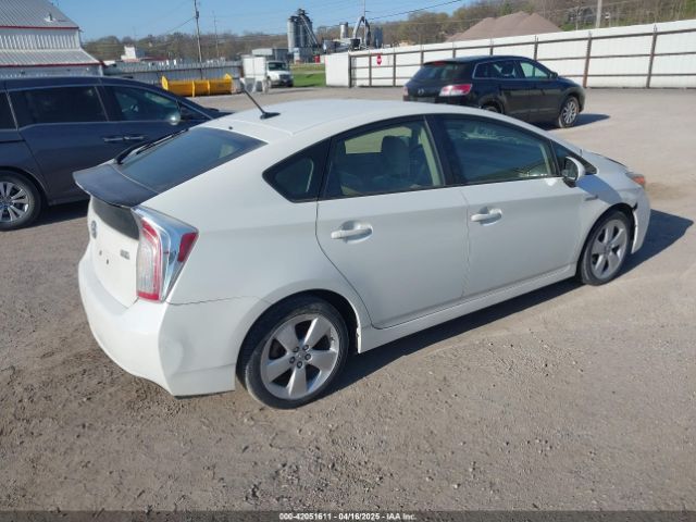 JTDKN3DUXE1748684 Toyota Prius Five