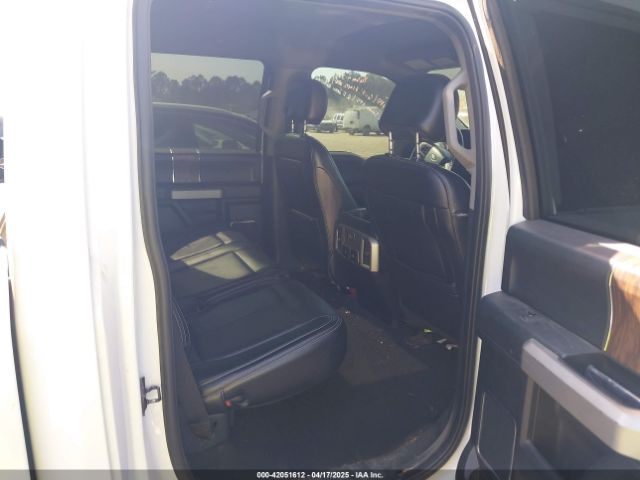 1FTEW1E50KFA65574 Ford F-150 Lariat