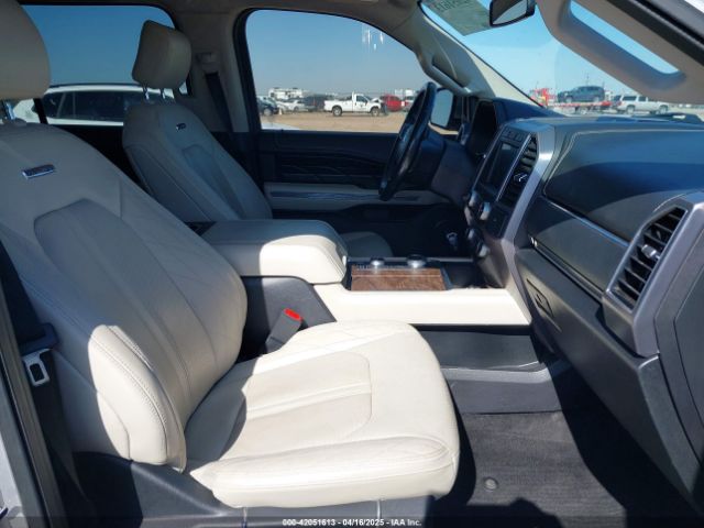 1FMJU1MTXJEA21795 Ford Expedition Platinum