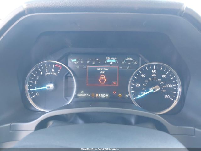 1FMJU1MTXJEA21795 Ford Expedition Platinum