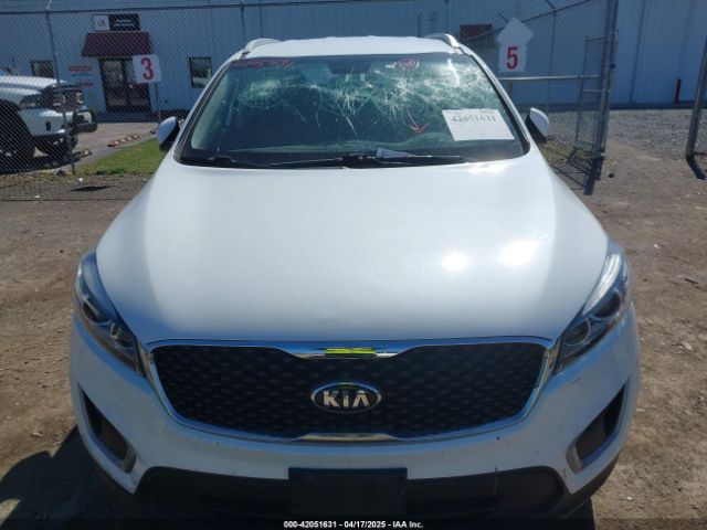 5XYPGDA39JG415677 KIA Sorento 2.4l Lx
