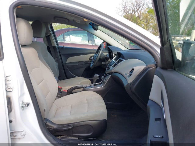 1G1PC5SB9F7285842 Chevrolet Cruze 1lt Auto