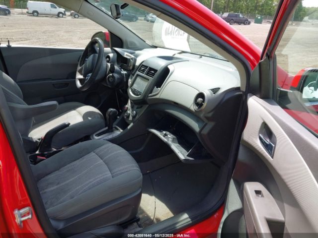 1G1JC5SG1F4102906 Chevrolet Sonic Lt Auto