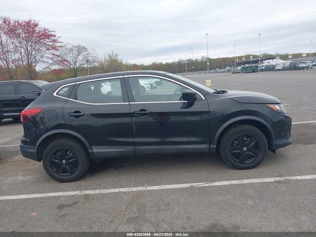 JN1BJ1CP9KW215030 Nissan Rogue Sport S