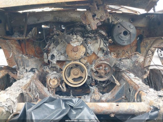 2011 CHEVROLET TAHOE 1GNSCBE07BR227390 Photo 9