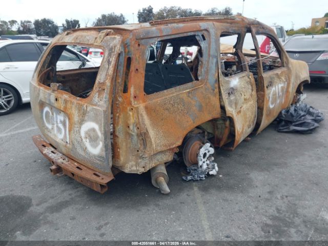 2011 CHEVROLET TAHOE 1GNSCBE07BR227390 Photo 3