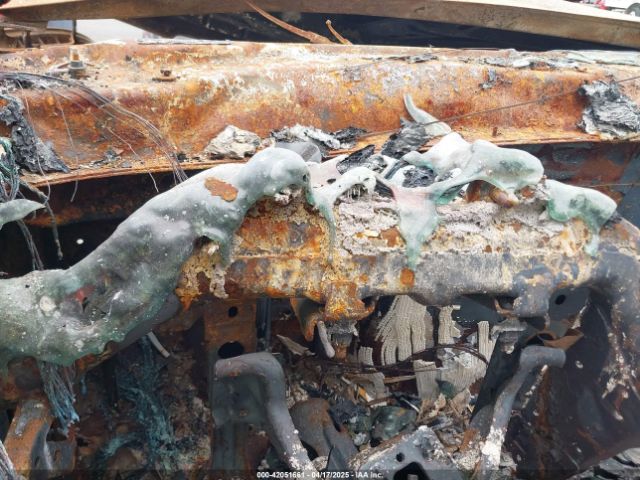 2011 CHEVROLET TAHOE 1GNSCBE07BR227390 Photo 6