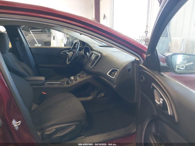 1C3CCCAB7GN169259 Chrysler 2016