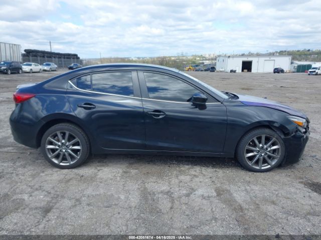 3MZBN1V35JM201844 Mazda Mazda3 Touring