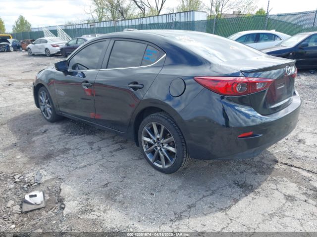 3MZBN1V35JM201844 Mazda Mazda3 Touring