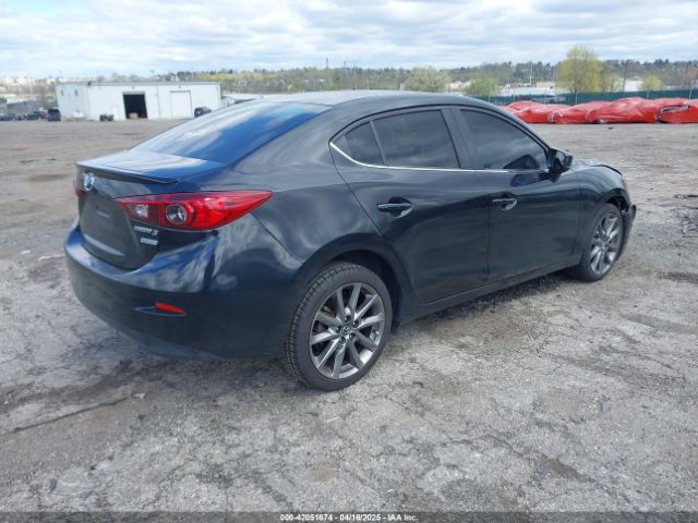 3MZBN1V35JM201844 Mazda Mazda3 Touring