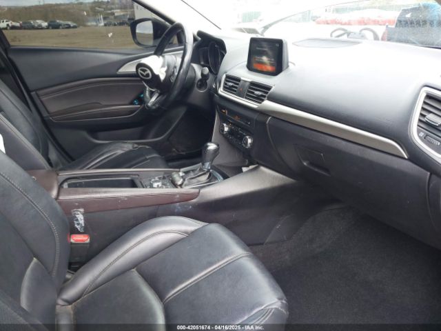 3MZBN1V35JM201844 Mazda Mazda3 Touring