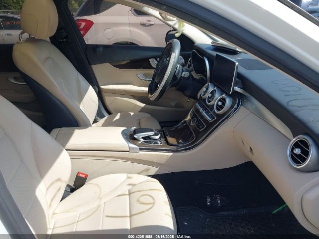 2017 MERCEDES-BENZ C 300 55SWF4KB8HU208704 Photo 4