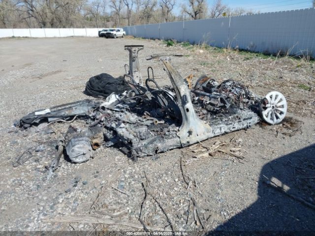 2015 TESLA MODEL S 5YJSA1H21FFP76696 Photo 3