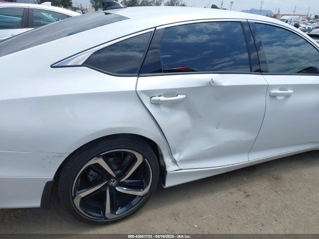 1HGCV1F35MA105639 Honda Accord Sport