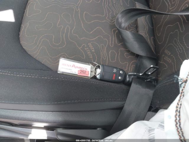ZACNJDB17PPP61612 Jeep Renegade Upland 4x4