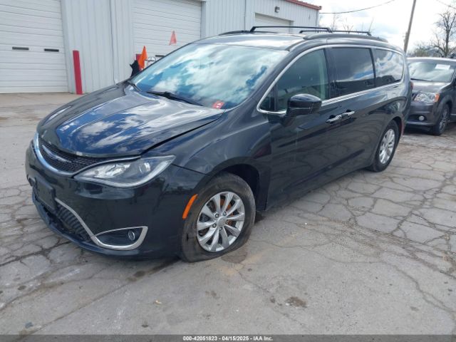 2019 CHRYSLER PACIFICA 2C4RC1FG4KR576868 Photo 1