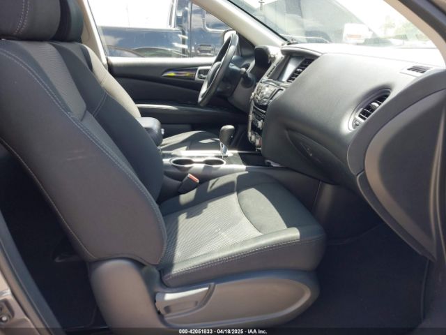 5N1DR2MN5JC657803 Nissan Pathfinder S