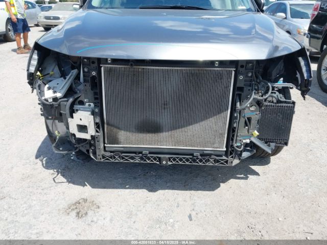 5N1DR2MN5JC657803 Nissan Pathfinder S