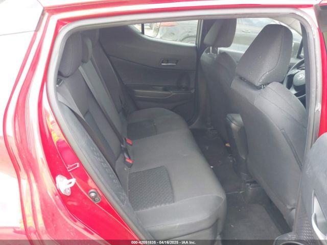 NMTKHMBXXLR117281 Toyota C-HR LE
