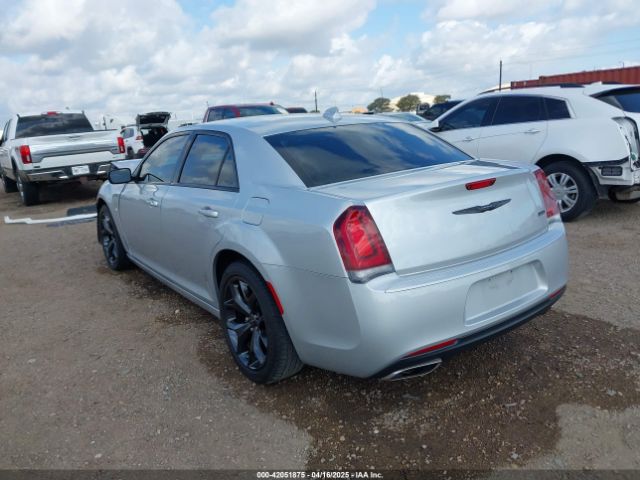 2023 CHRYSLER 300 2C3CCAAG4PH577453 Photo 2
