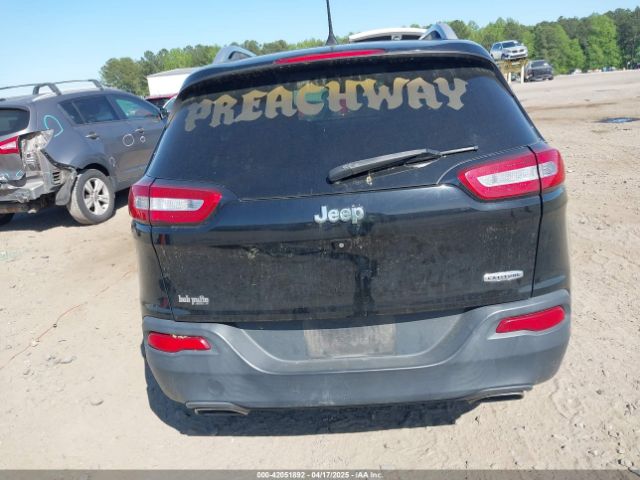 1C4PJLCS3HW669639 Jeep Cherokee Latitude Fwd