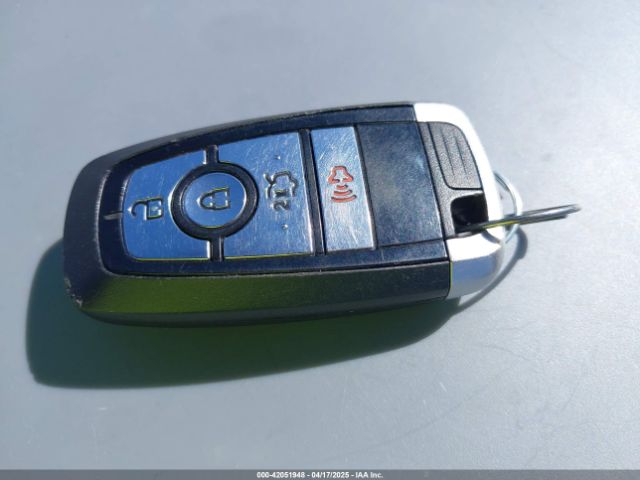 3FA6P0H74HR248082 Ford FUSION SE