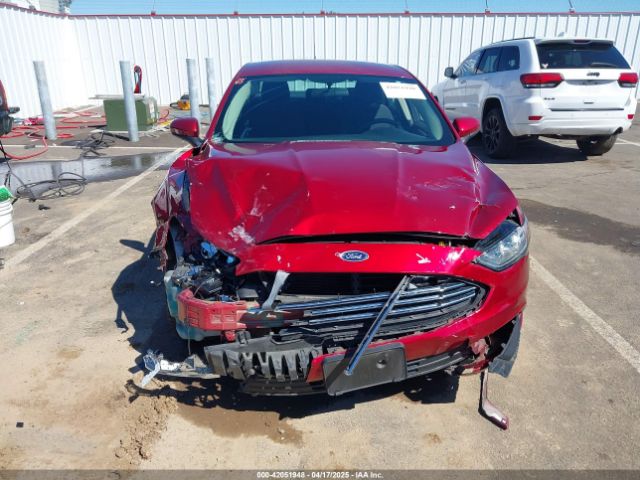 3FA6P0H74HR248082 Ford FUSION SE