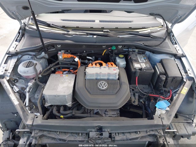 WVWKP7AU6FW907176 Volkswagen E-golf Limited Edition