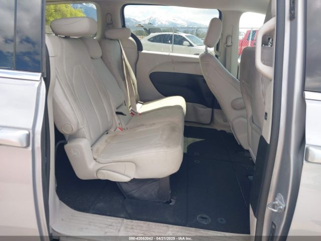 2C4RC1DG6HR516148 Chrysler Pacifica Touring