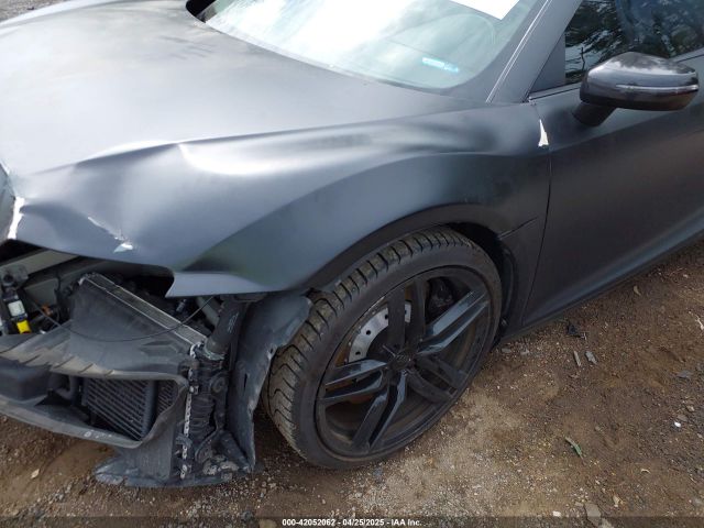 WUASUAFG7FN000325 Audi R8 4.2