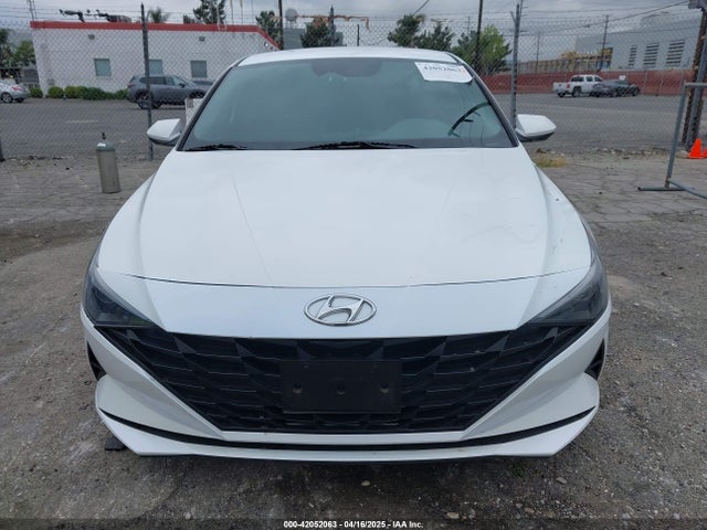 5NPLM4AG3MH023706 Hyundai ELANTRA SEL