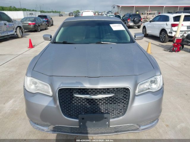 2C3CCAAG9GH211875 Chrysler 300 Limited