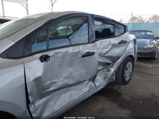 Nissan Versa 2025 3N1CN8DV8SL818507 Image 6